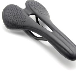 GUB 1158 - Letvgts carbon cykelsadel