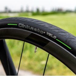 Pirelli Cinturato Velo 700x28c TLR (28-622) - SmartNET Silica compound