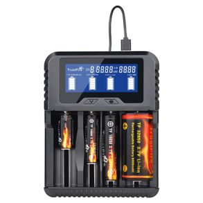 Trustfire TR-20 - Digital batterioplader